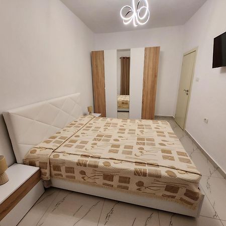 Nevi Apartment Tirana Eksteriør billede