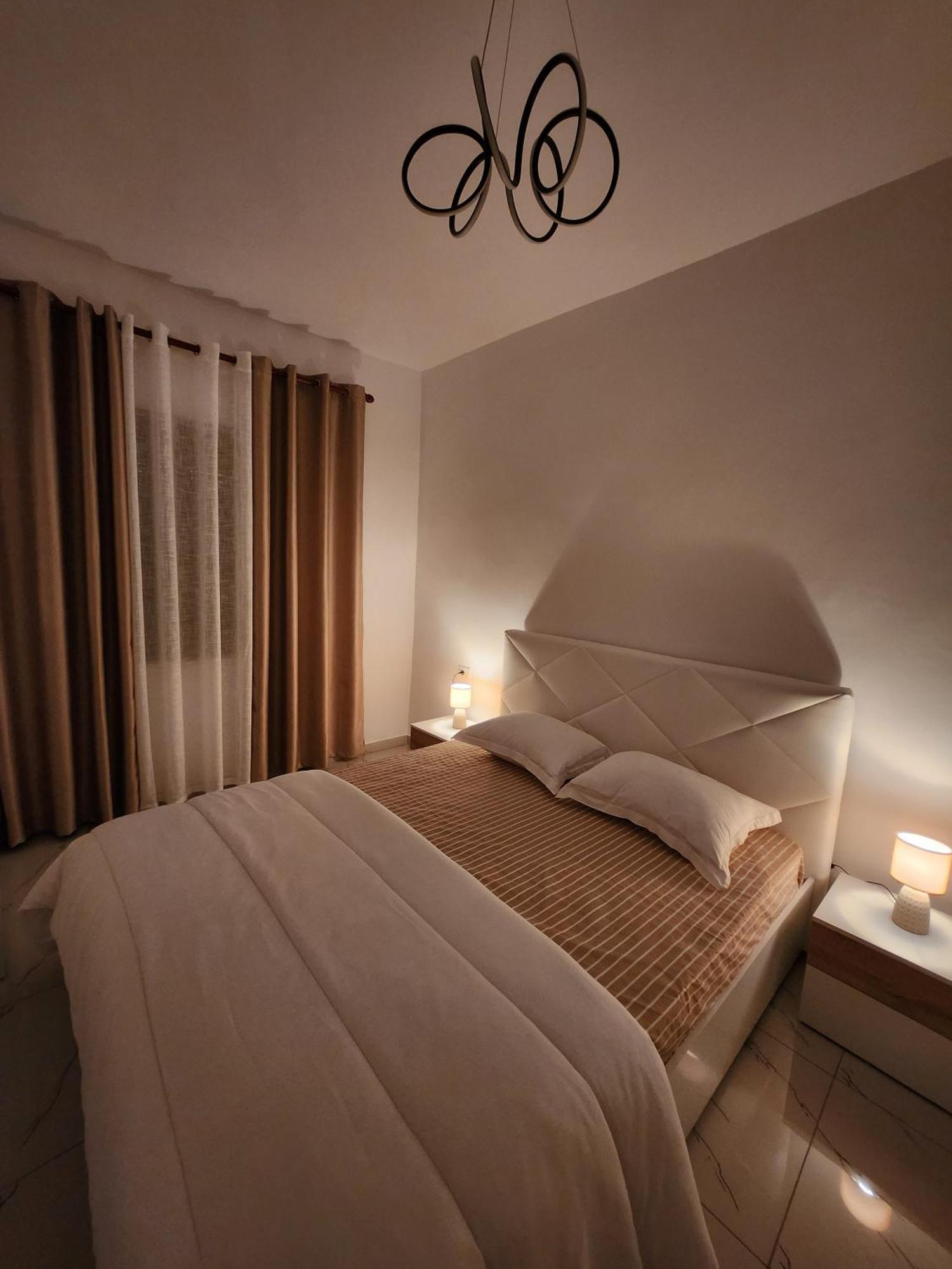 Nevi Apartment Tirana Eksteriør billede